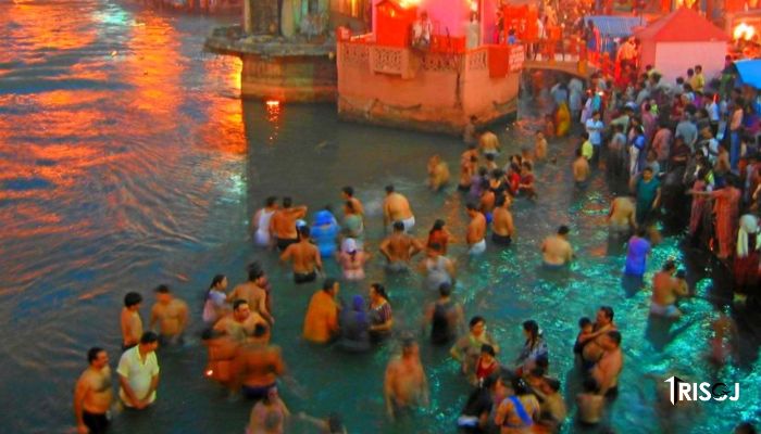 Holy Bath at Har Ki Pauri Ghat