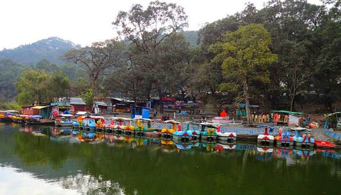 Boating in Sattal