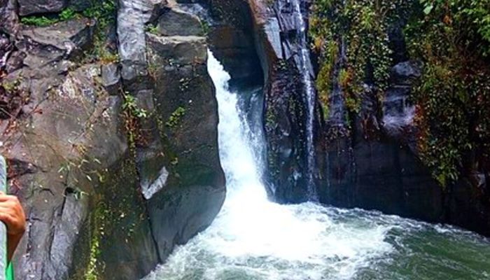 Keralamkundu Waterfall