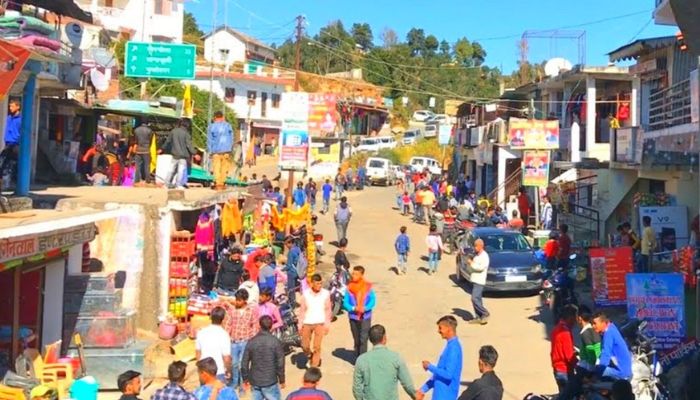 Shopping in Mukteshwar