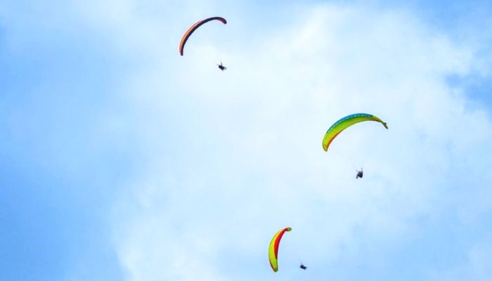 Paragliding