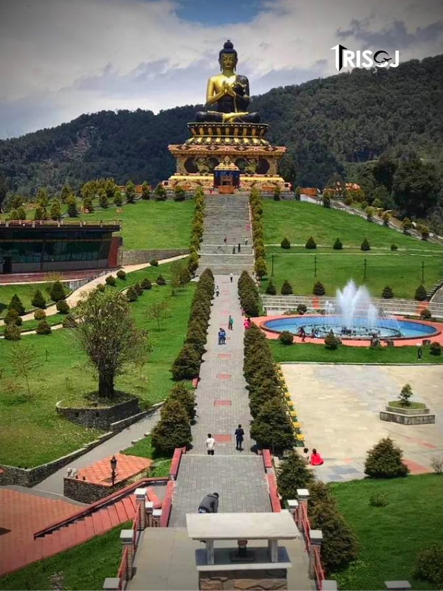 11 Best Tourist Places To Visit In Sikkim - TRISOJ