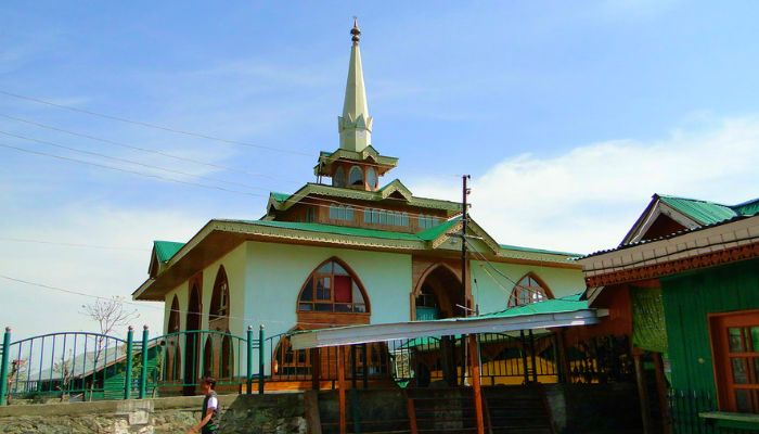 Baba Reshi Shrine