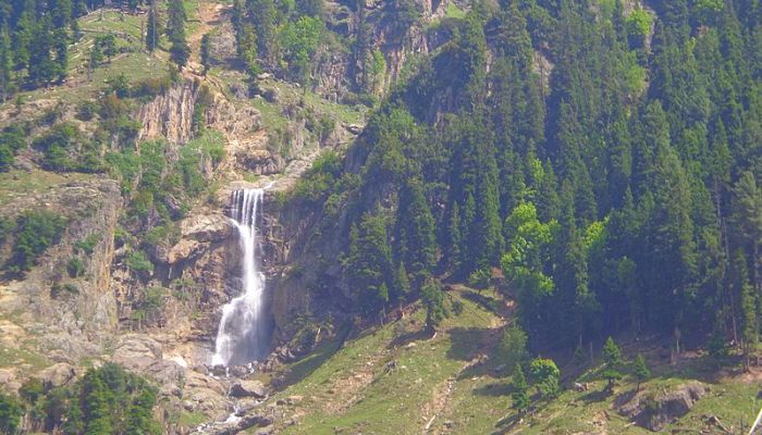 Drung waterfall