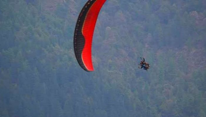 Paragliding