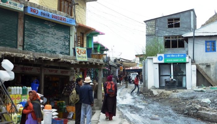 Shopping at Kaza