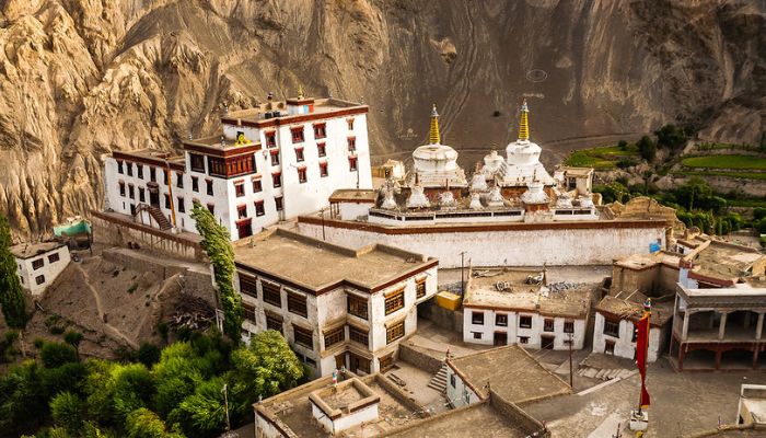 Visit Monasteries of Ladakh