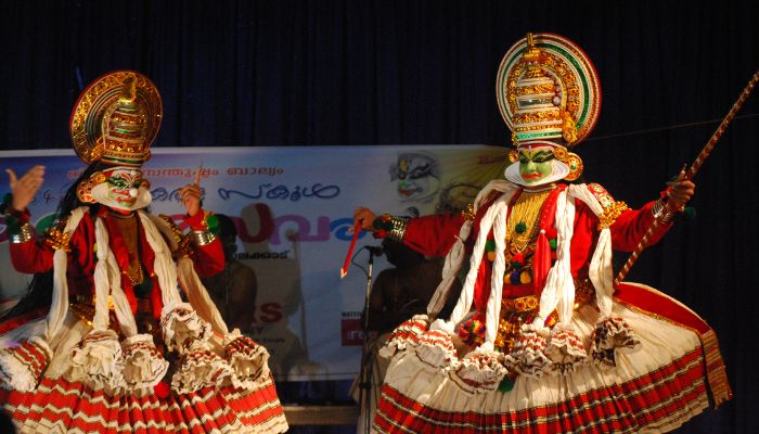 Watch Kerala Dance Forms at Kathakali Center Kochi