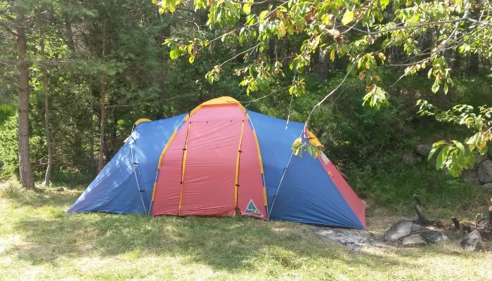 Camping in Zuluk
