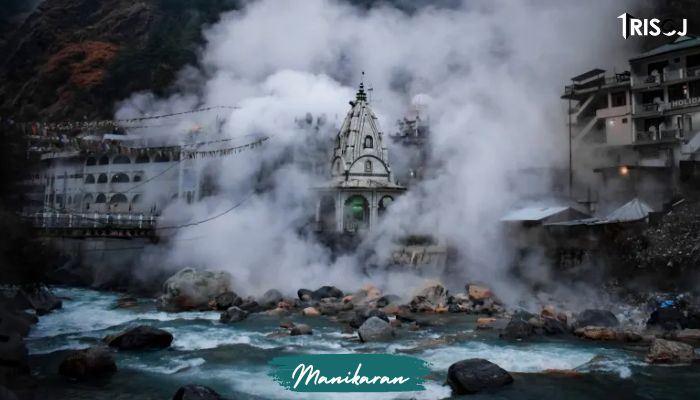 Take a dip into the natural hot springs at Manikaran near Kasol