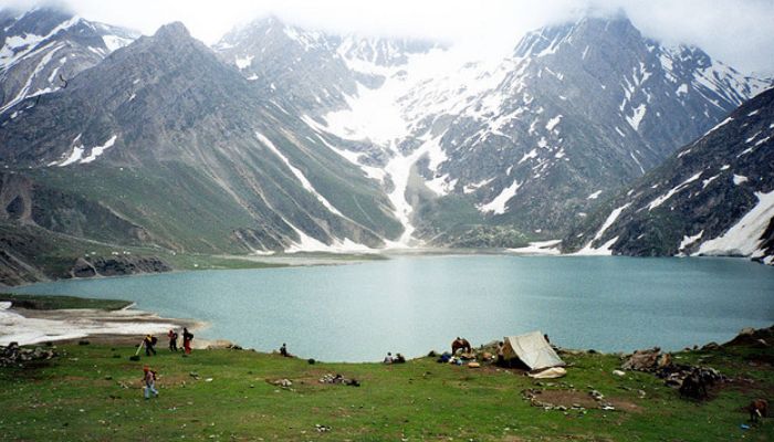 Sheshnag Lake